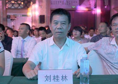 百老汇官方网站
,家具行业协会,家具行业