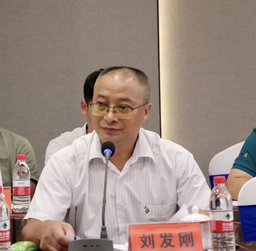 百老汇官方网站
,家具行业协会,家具行业